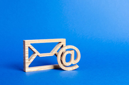 Die De-Mail war als elektronisches Pendant zur Briefpost in der Bundesverwaltung gedacht
