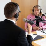 Sachsen: Sozialministerin Petra Köpping und Wirtschaftsminister Martin Dulig haben den gemeinsamen Podcast „Die A-Seite“ gestartet.