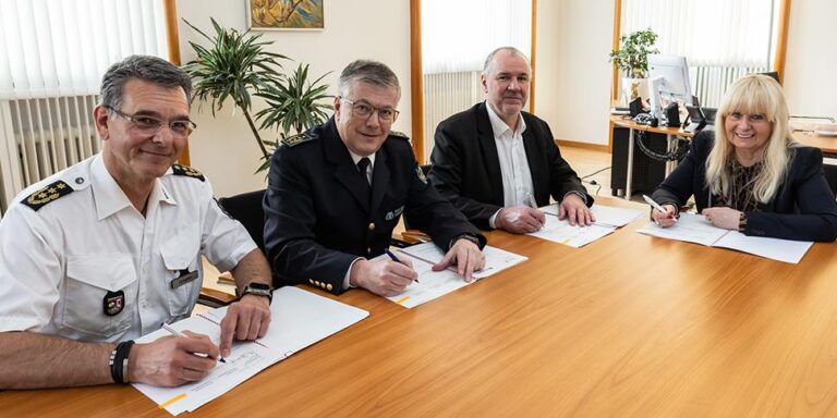 Unterzeichnung Kooperationsvereinbarung Land Berlin und Fraunhofer