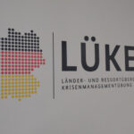 Türschild mit dem Lükex-Logo